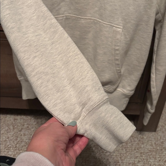 University of Cincinnati hoodie size small/Unisex - Picture 4 of 13